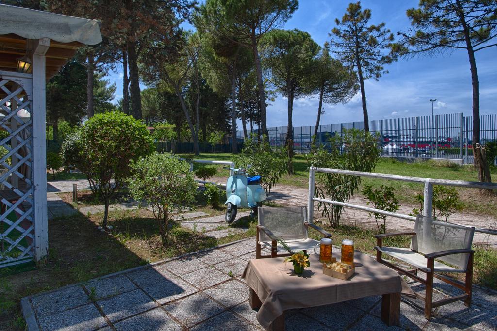 Locanda San Biagio Misano Adriatico Exteriör bild