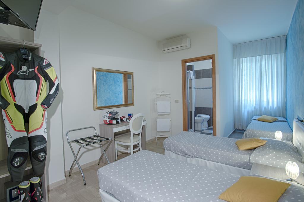 Locanda San Biagio Misano Adriatico Exteriör bild