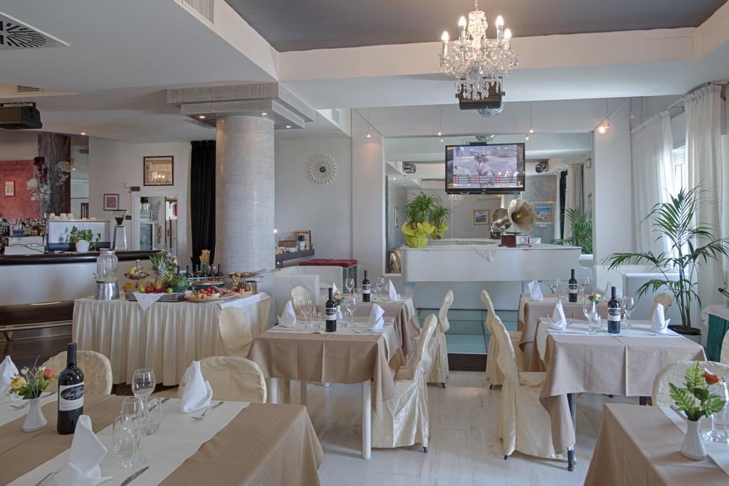 Locanda San Biagio Misano Adriatico Exteriör bild