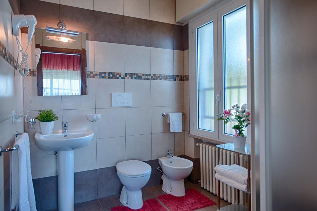 Locanda San Biagio Misano Adriatico Exteriör bild
