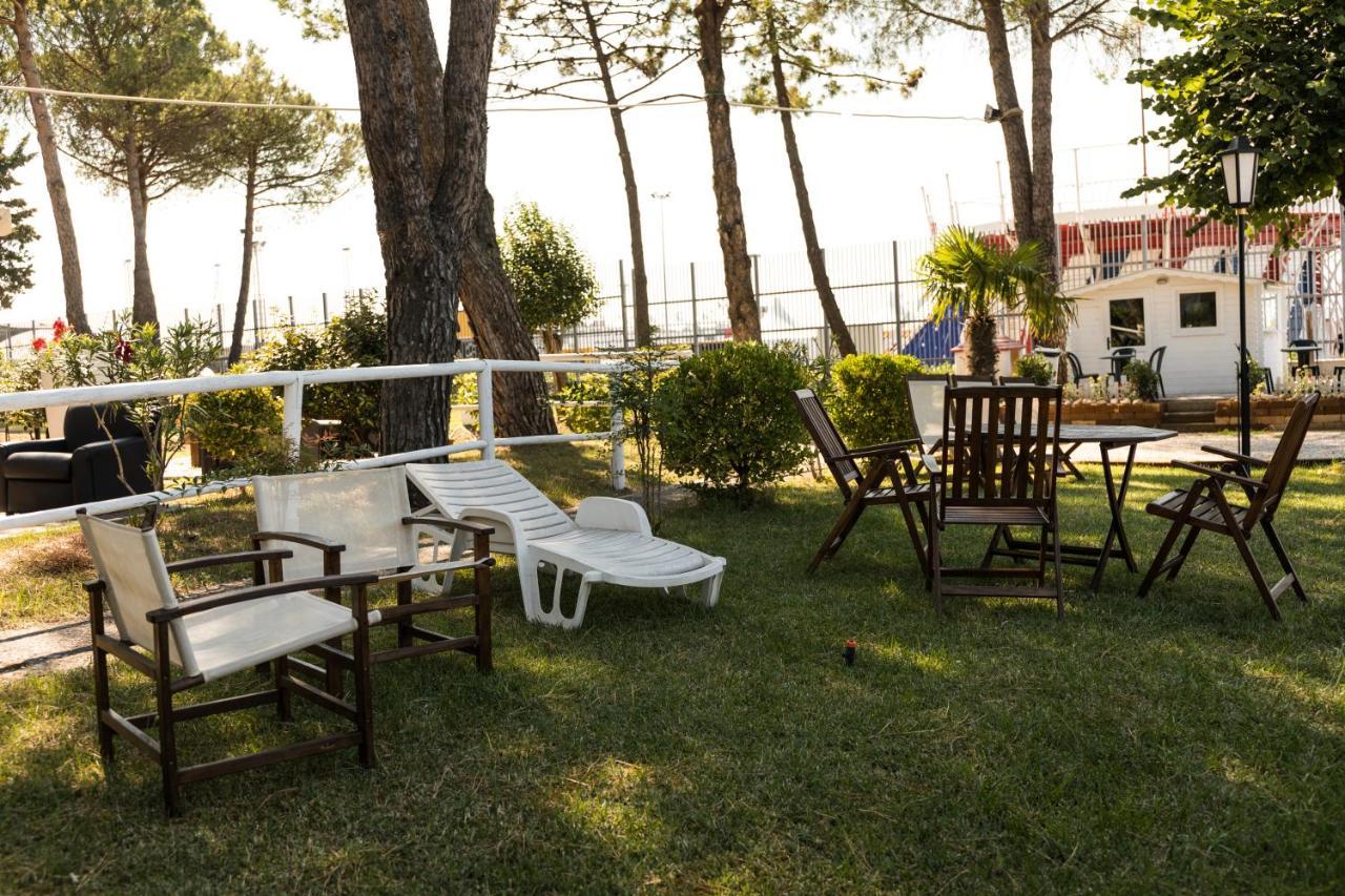 Locanda San Biagio Misano Adriatico Exteriör bild