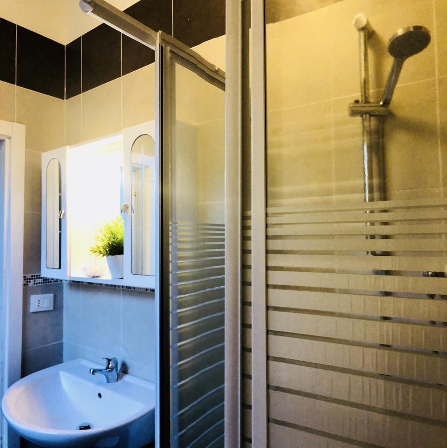 Locanda San Biagio Misano Adriatico Rum bild
