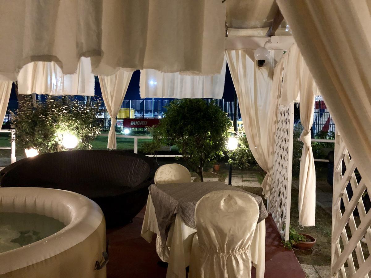 Locanda San Biagio Misano Adriatico Exteriör bild