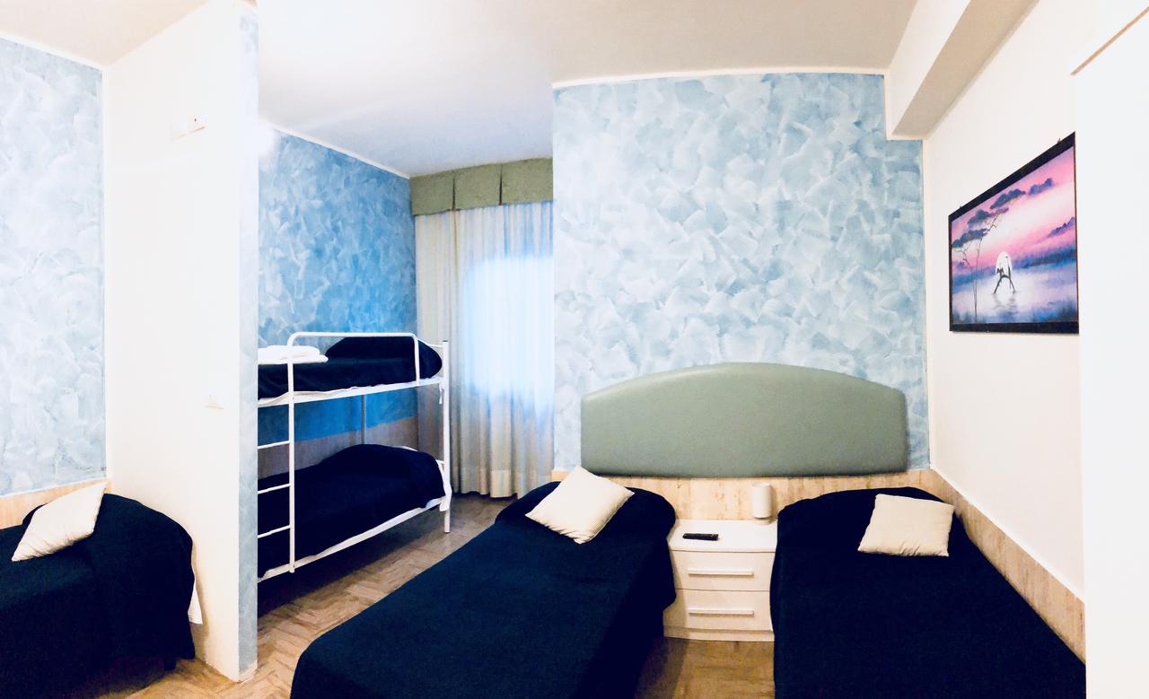 Locanda San Biagio Misano Adriatico Rum bild